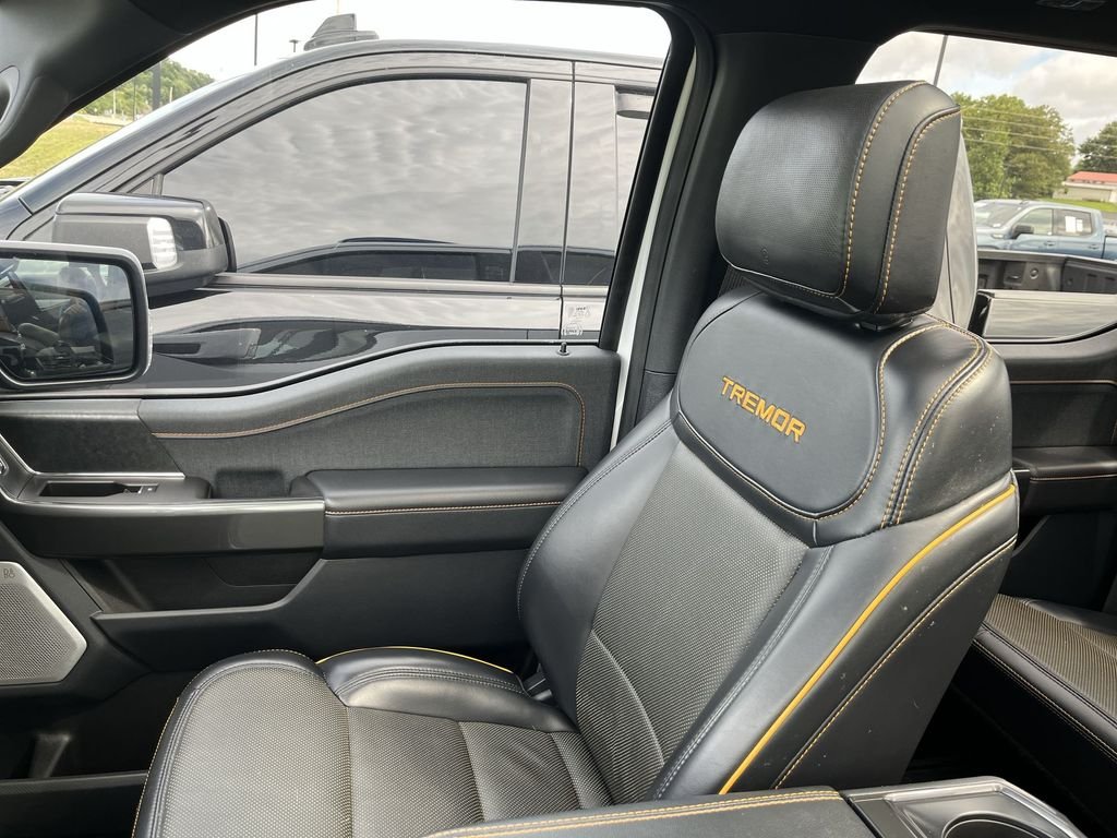 Used 2023 White Ford Tremor image 25
