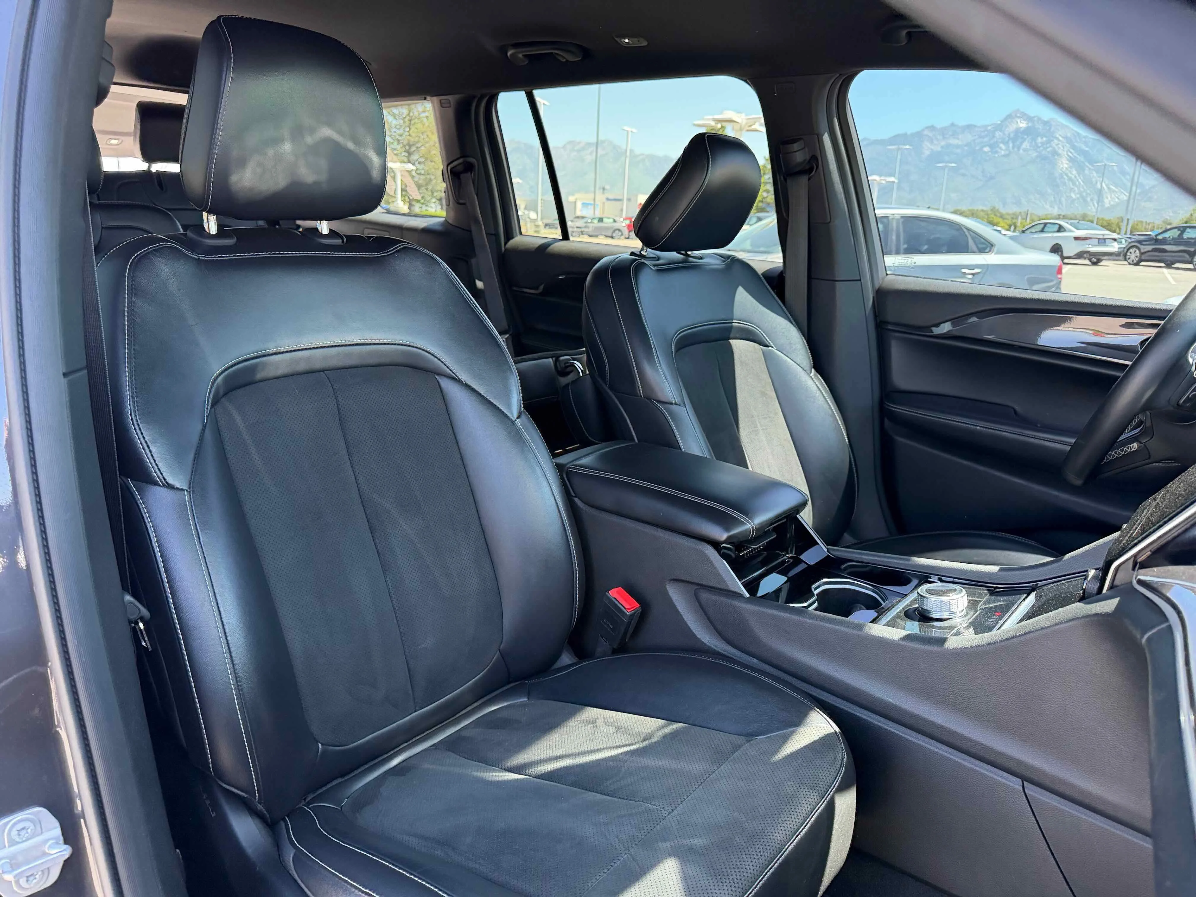 Used 2021 Baltic Gray Metallic Clearcoat Jeep Altitude image 33