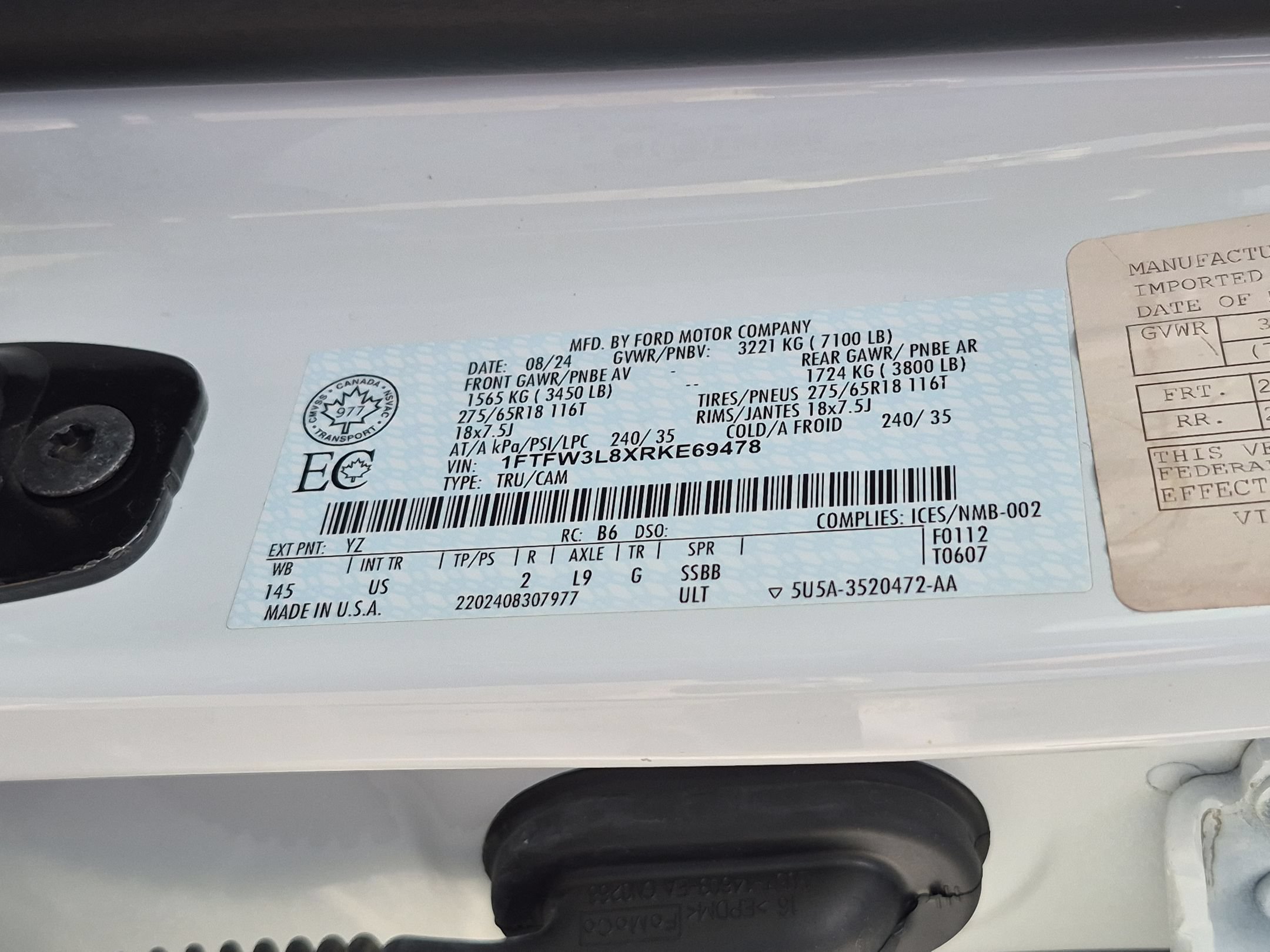Used 2024 White Ford XLT image 32