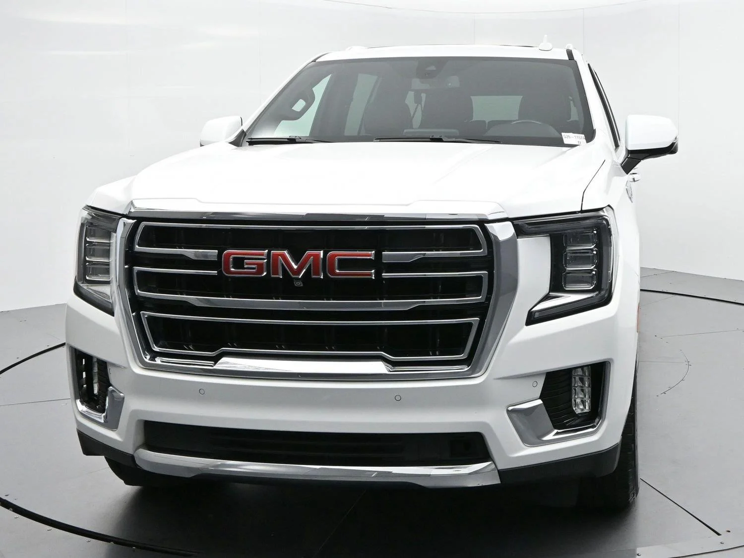 Used 2022 SUMMIT WHITE GMC SLT image 2