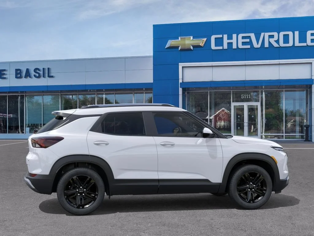 New 2026 Summit White Chevrolet LT image 5