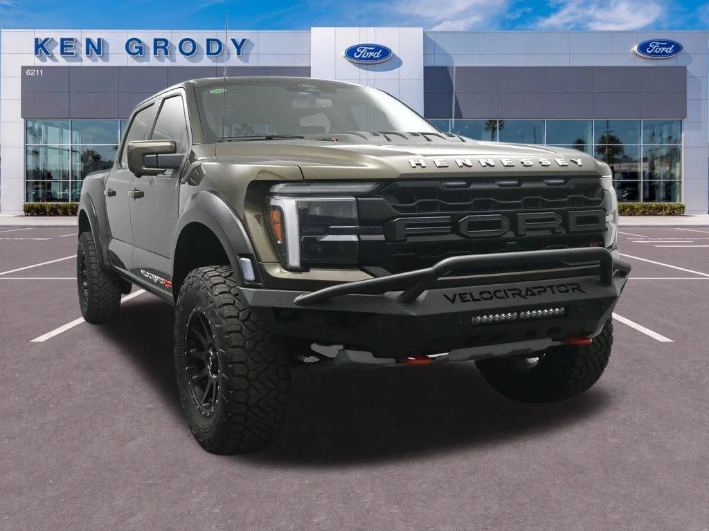 Used 2025 Green Ford Raptor image 18