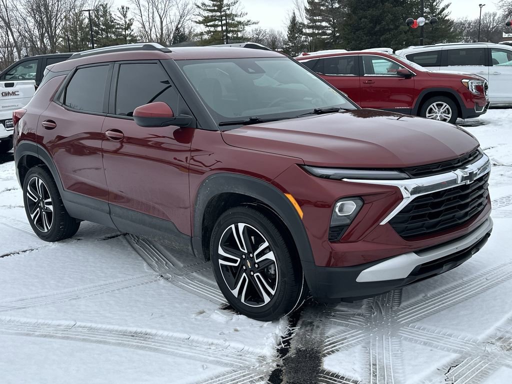 2024 CHEVROLET TRAILBLAZER - Image 1