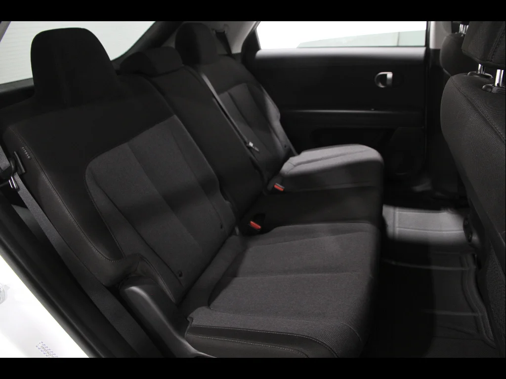 Certified Used 2024 Atlas White Hyundai SEL image 20