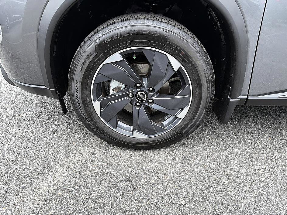 Used 2026 Gun Metallic Nissan SV image 9