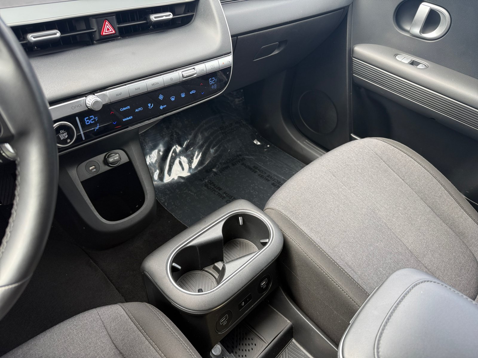 Used 2024 Blue Hyundai SEL image 13