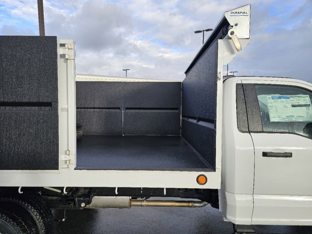 New 2024 Oxford White Ford XL image 17
