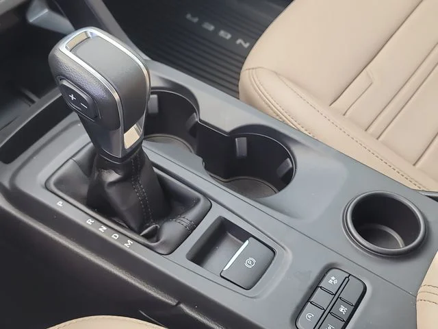 New 2026 Oxford White Ford Lariat image 28