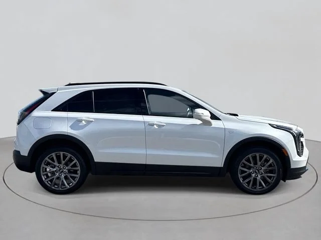 Used 2019 CRYSTAL WHITE TRICOAT Cadillac AWD Sport image 34