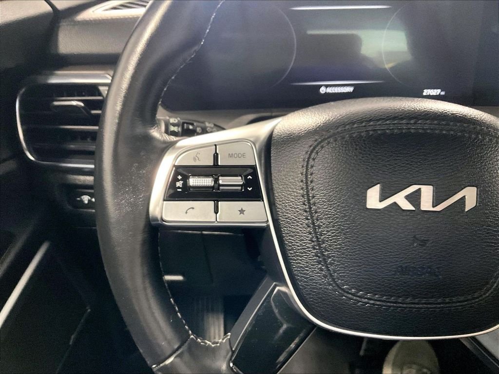 Used 2023 Black Kia SX X-Pro image 23