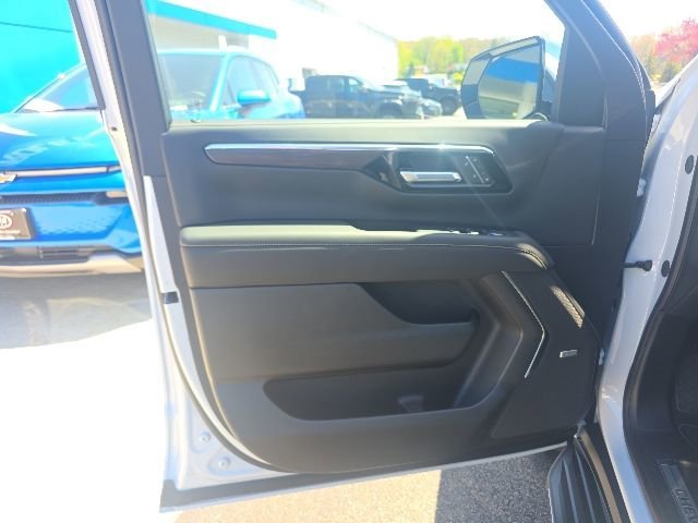 2026 Chevrolet Tahoe Premier - Photo 15