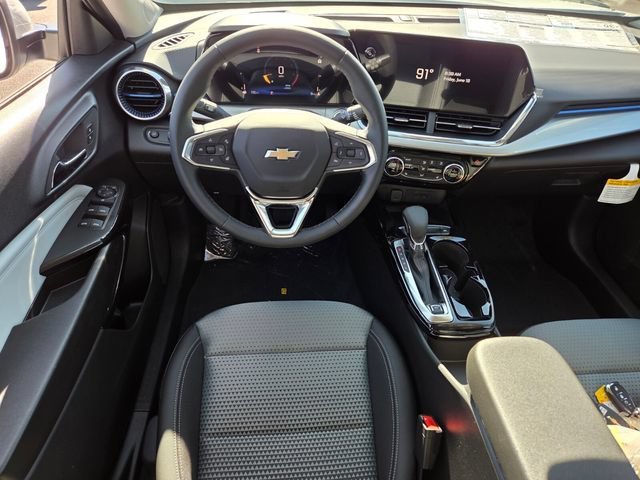 2026 Chevrolet Trax LT - Photo 8