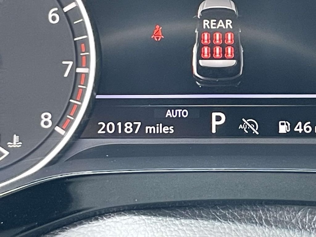 Used 2025 Black Nissan SL image 21