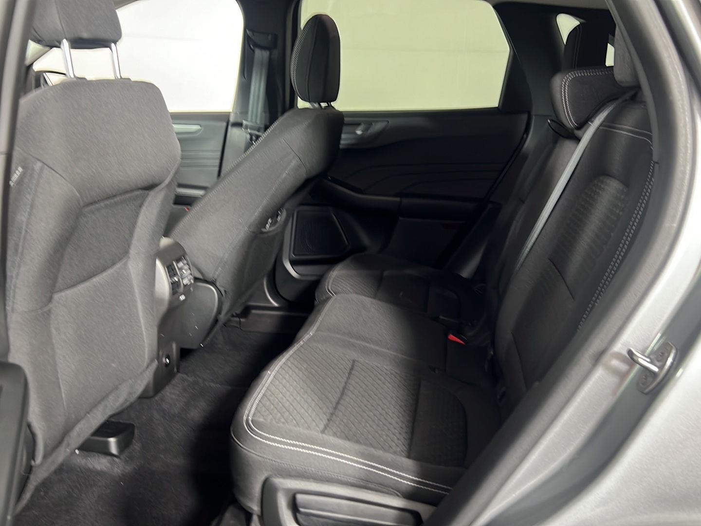Used 2023 Iconic Silver Ford Active image 23