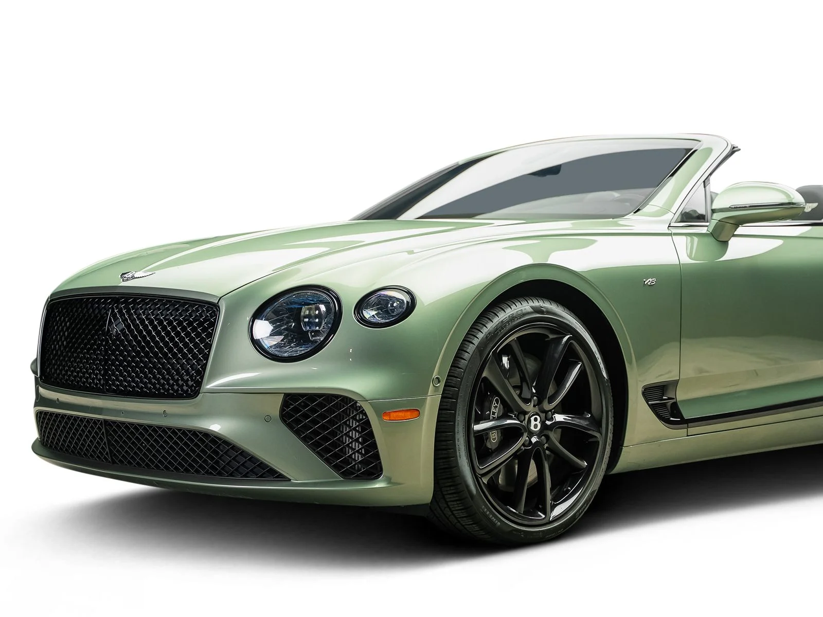 Used 2021 Green Bentley V8 image 15