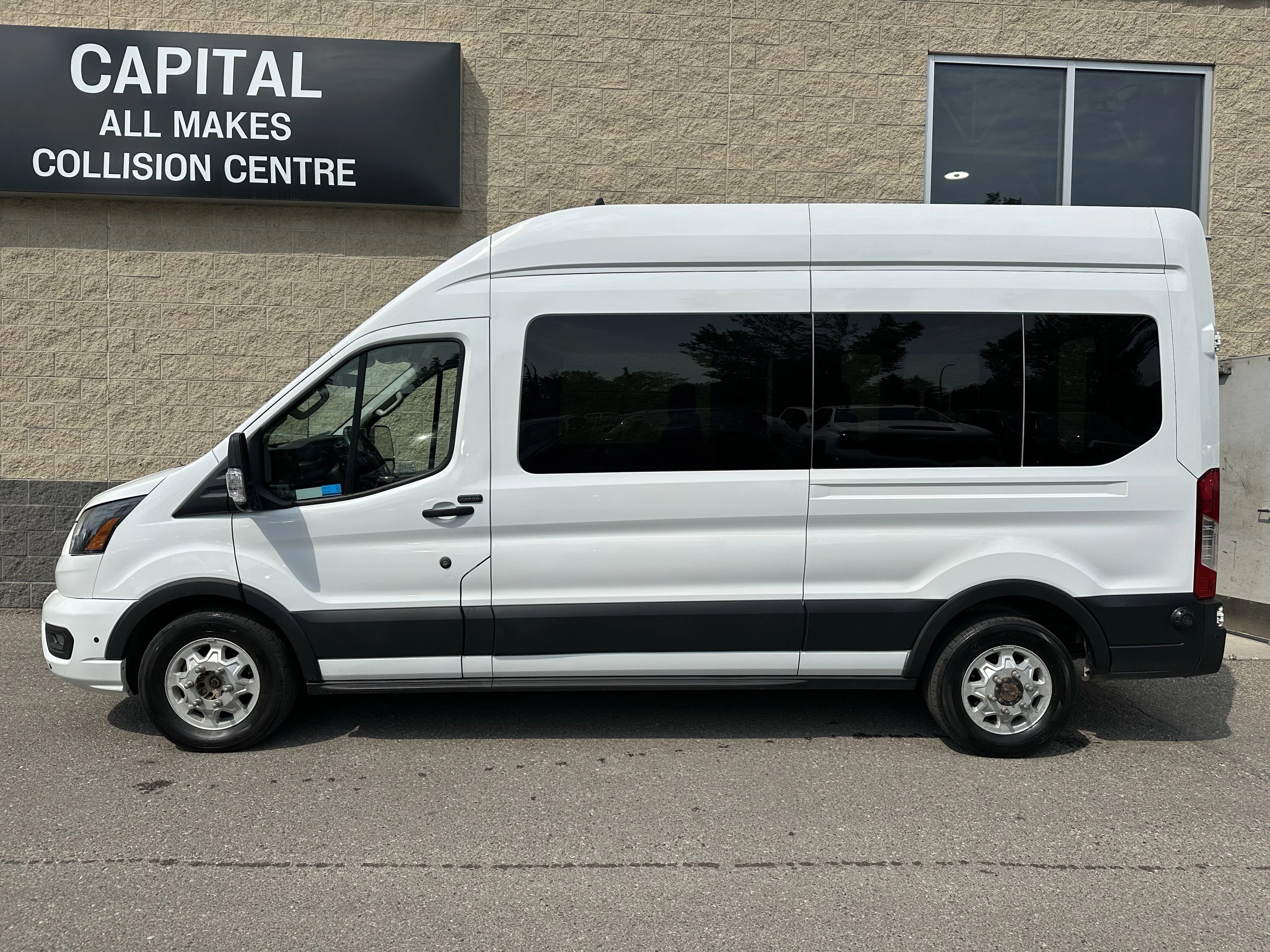 Certified Used 2024  Ford XLT image 3