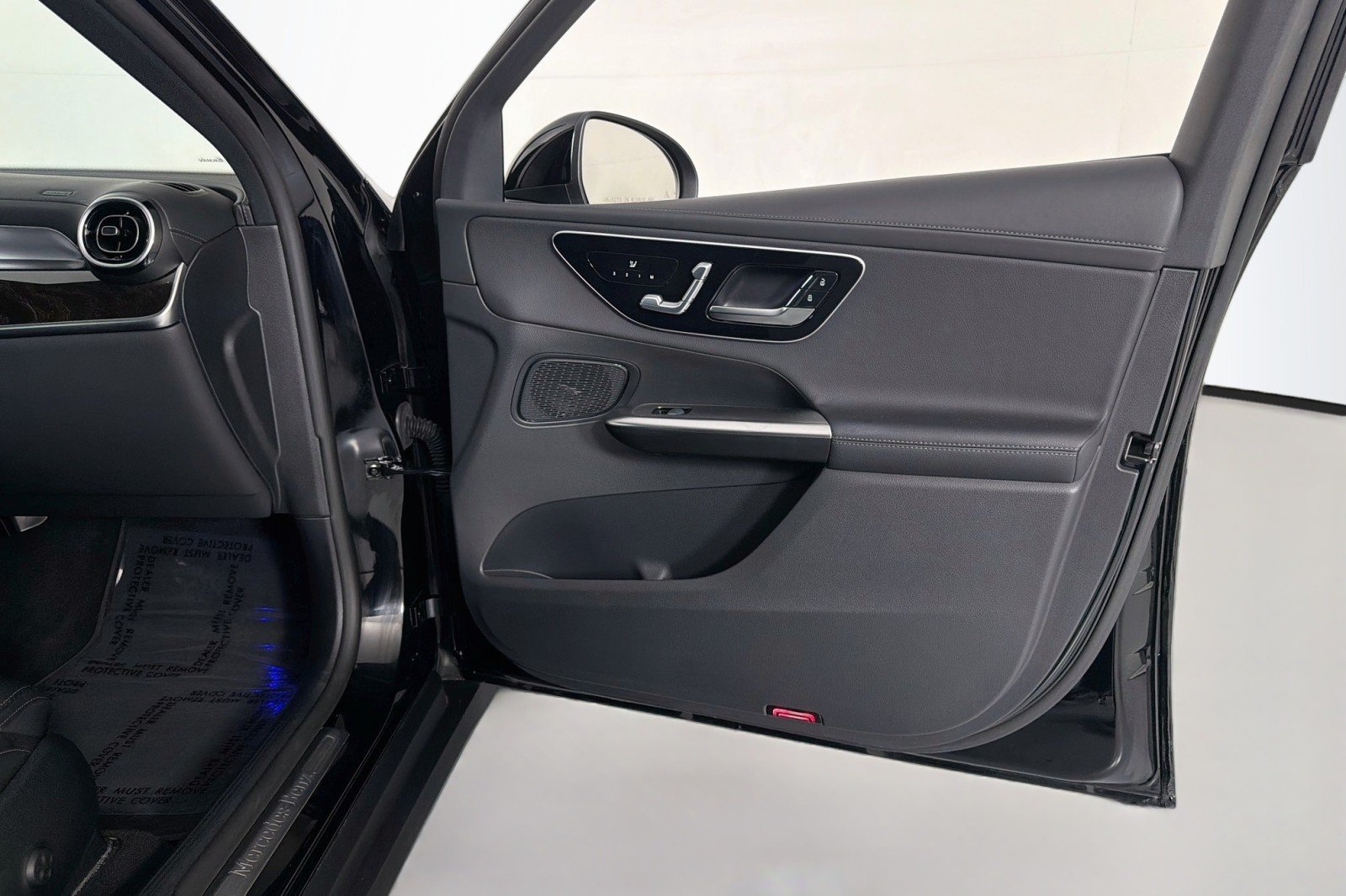 Used 2024 Black Mercedes-Benz 300 image 23