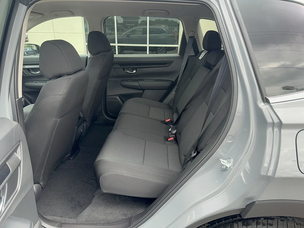 2027 Honda CR-V LX, photo 11 of 12