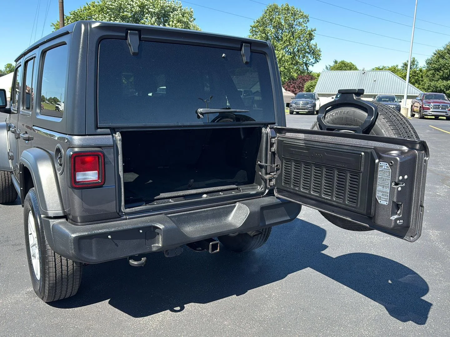 Used 2021 Gray Jeep Unlimited Willys image 11