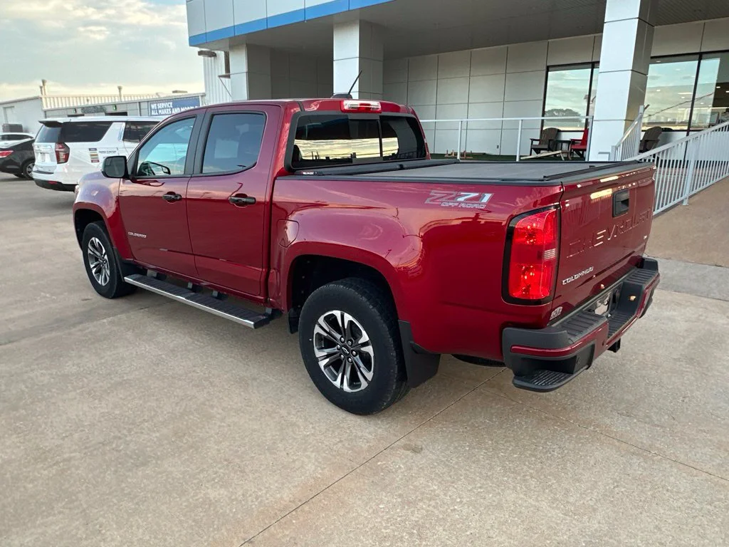 Used 2021 CHERRY RED TINTCOAT Chevrolet 4WD Z71 image 32