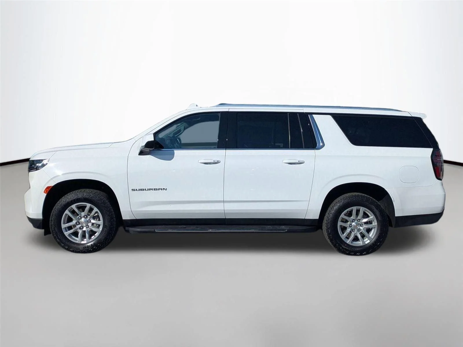 Used 2024 Summit White Chevrolet LT image 8