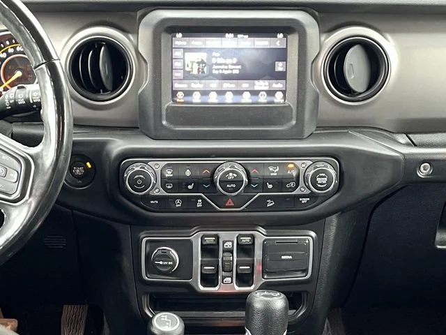 Used 2018 Gray Jeep Unlimited Sport S image 15
