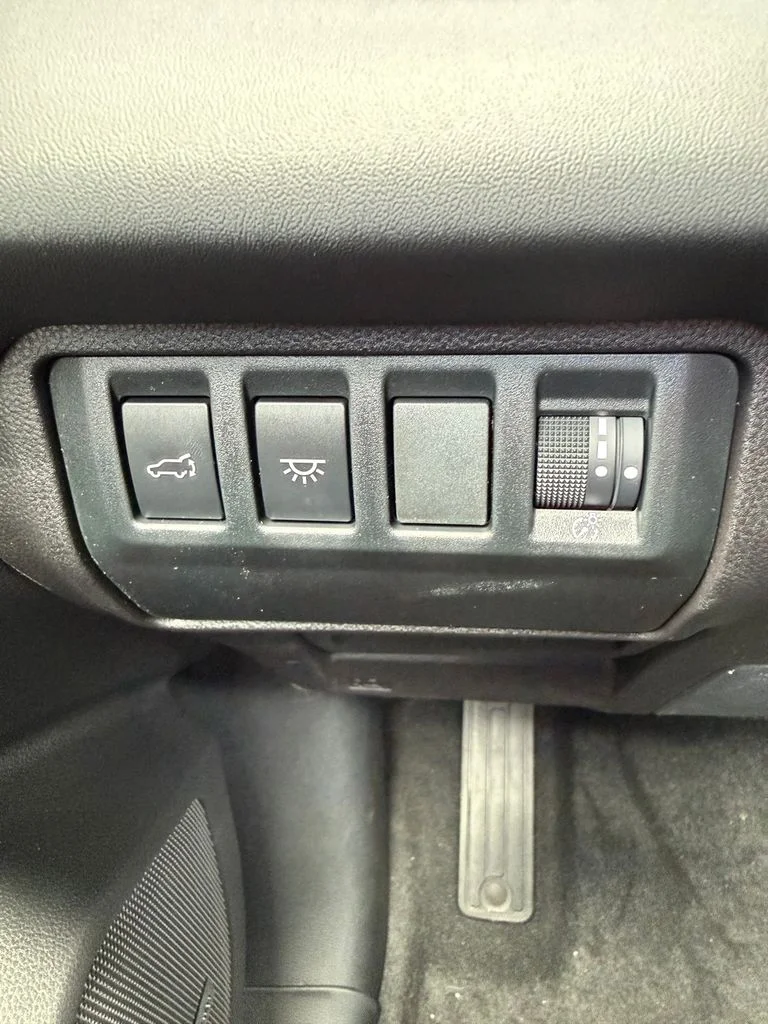 New 2026 MAGNETITE GRAY METALLIC Subaru Touring 7-Passenger image 22