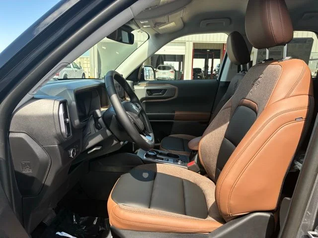 New 2026 Gray Metallic Ford Outer Banks image 7