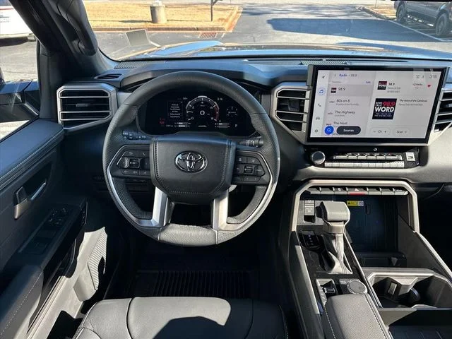 2026 Toyota Tundra Limited - Photo 11