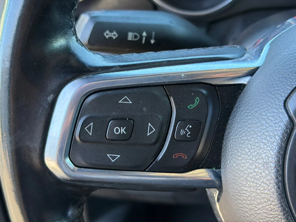 Used 2020 Black Jeep Unlimited Sahara Altitude image 25