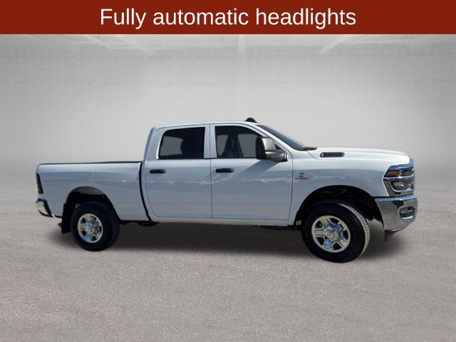 New 2026 Bright White Clear-Coat Exterior Paint RAM Tradesman image 10