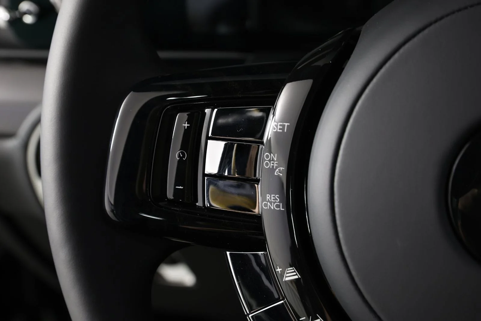 New 2026 Black Diamond Rolls-Royce  image 14