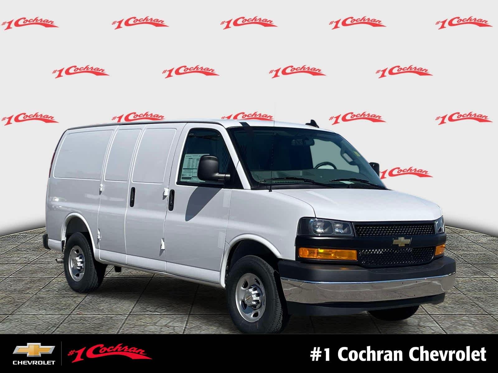 2026 Chevrolet Express 2500 Work Van HD's photo