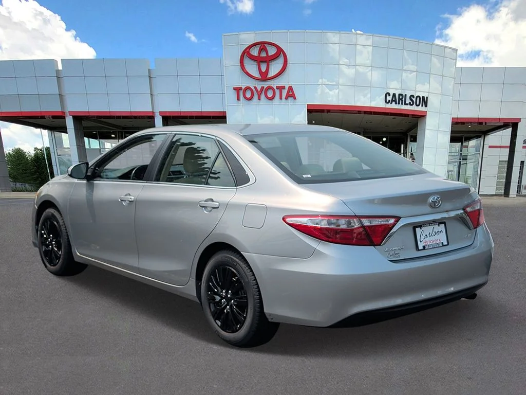 Used 2015 Toyota Camry LE with VIN 4T4BF1FK7FR511536 for sale in Minneapolis, Minnesota