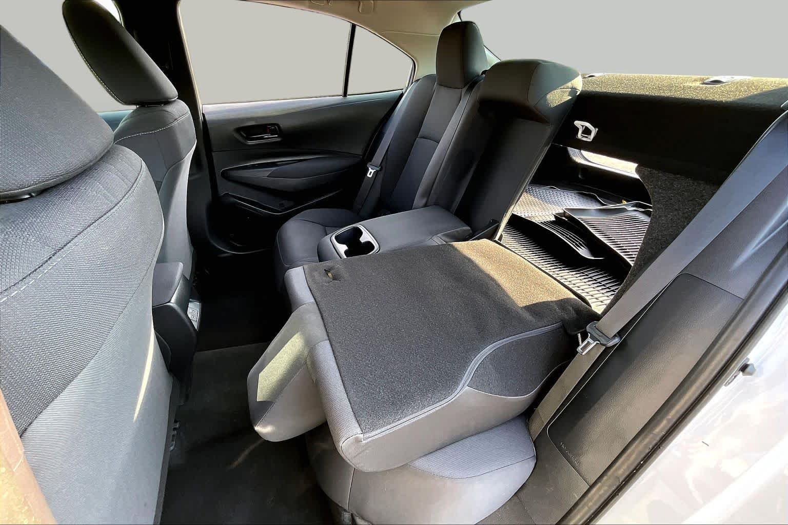 Used 2025 Wind Chill Pearl Toyota LE image 20