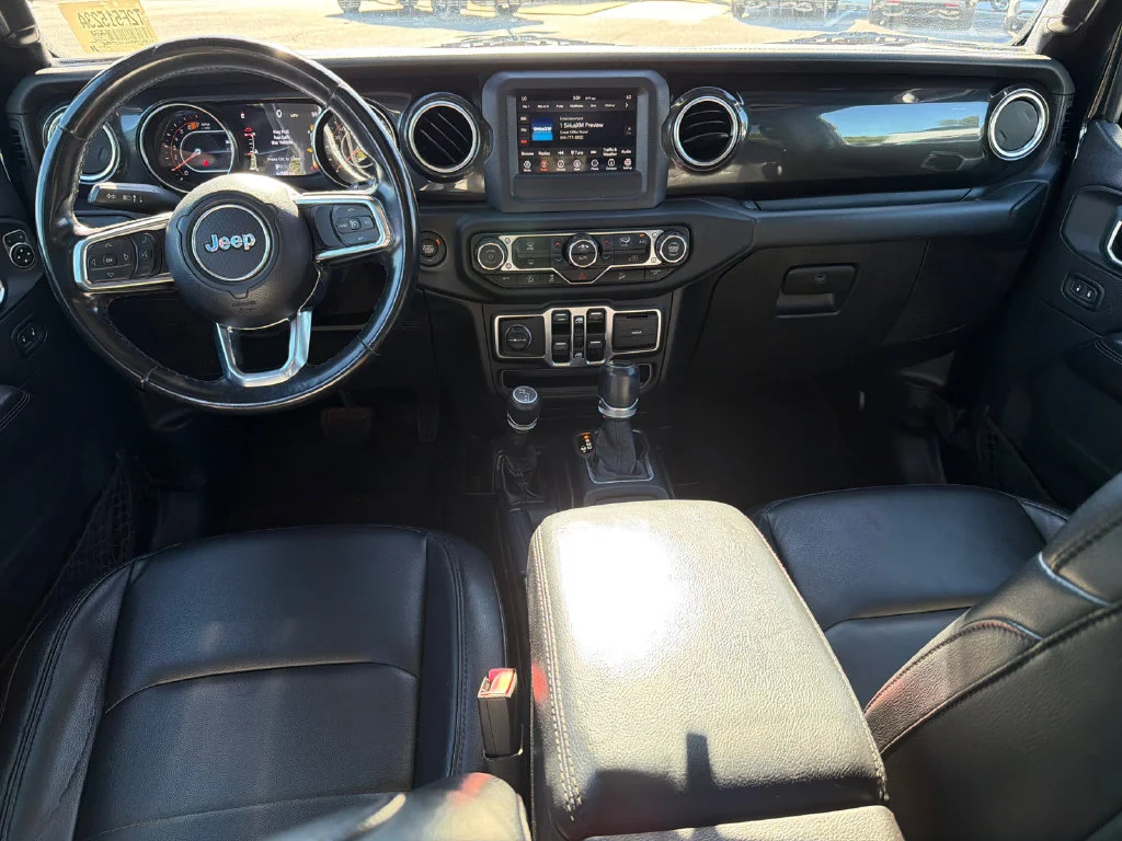 Used 2020 Black Jeep Unlimited Sahara Altitude image 23
