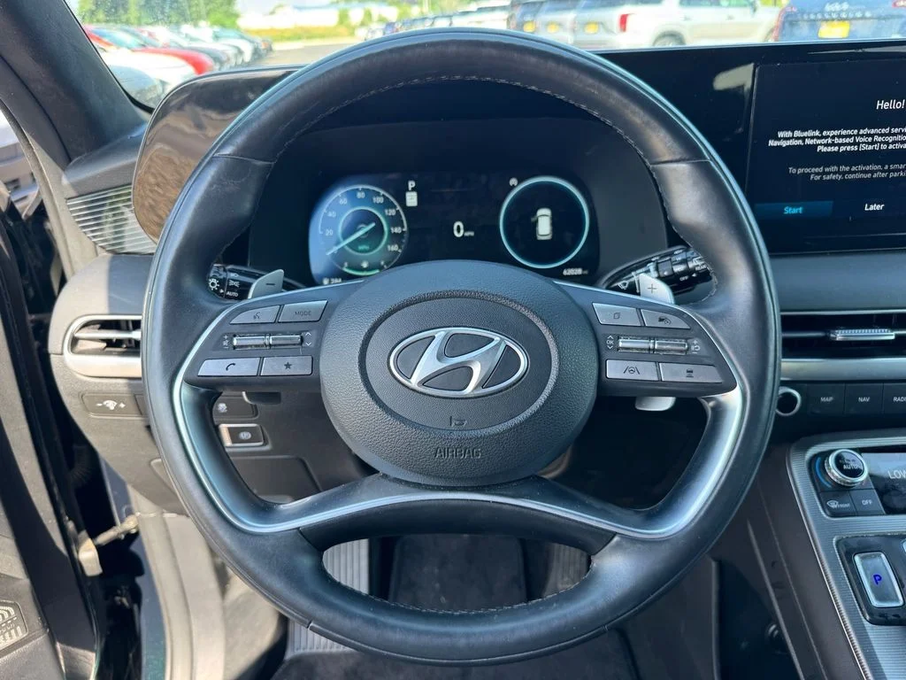 Used 2023 Green Hyundai Calligraphy image 21
