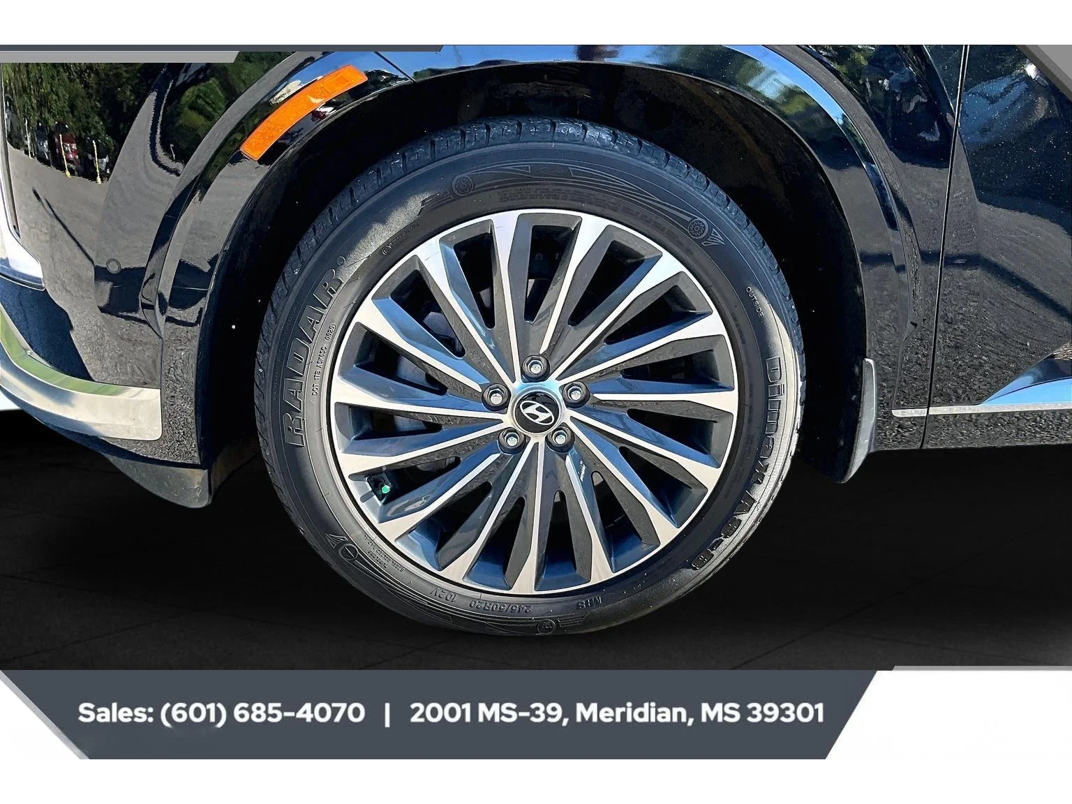 Used 2023 Abyss Black Pearl Hyundai Calligraphy image 7