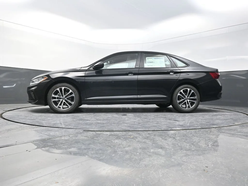 New 2026  Volkswagen 1.5T Sport image 25