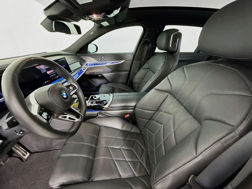 Used 2024 Carbon Black Metallic BMW 760i xDrive image 5