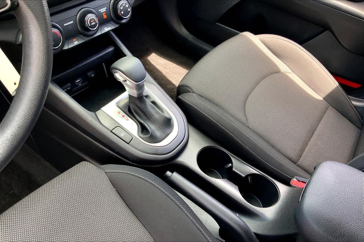 Used 2024 Steel Gray Kia LXS image 16