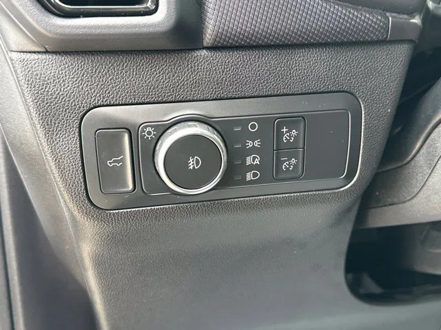 Used 2022 White Ford Outer Banks image 11