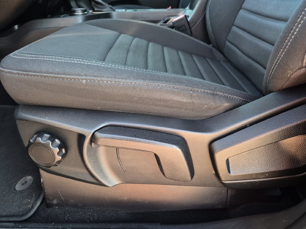 Used 2020 Blue Ford XLT image 13