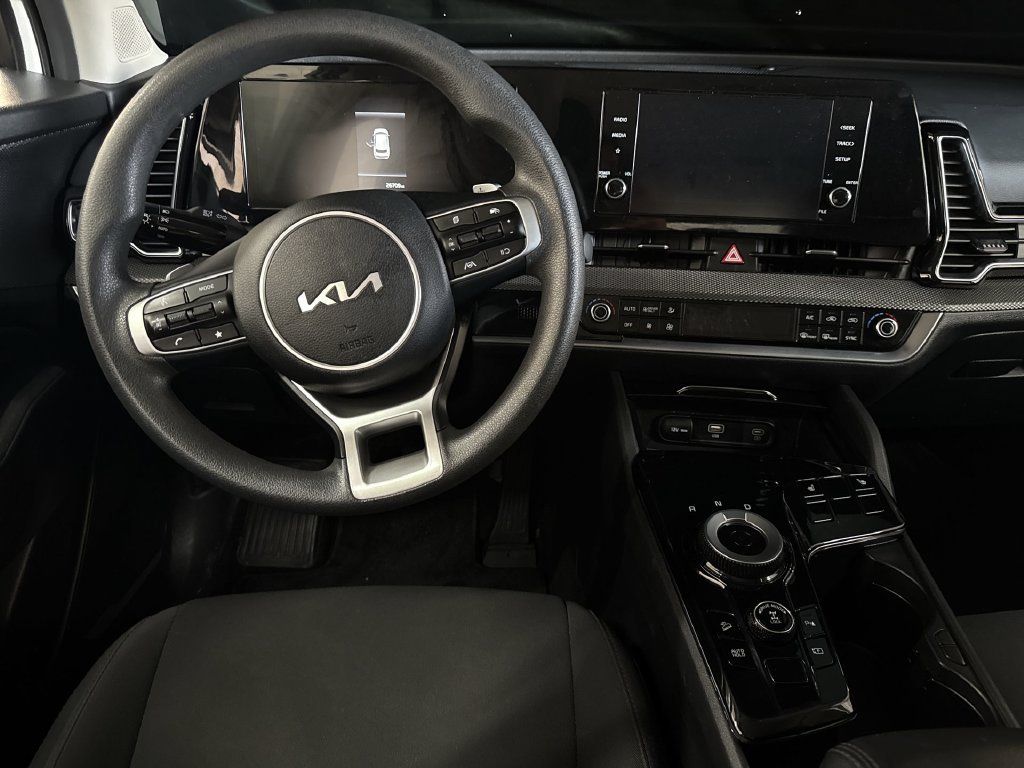 Used 2023 Snow White Pearl Kia LX image 19