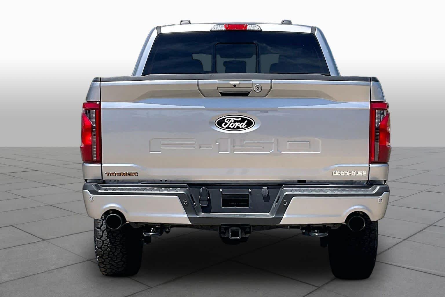 Used 2025 Iconic Silver Metallic Ford Tremor image 8