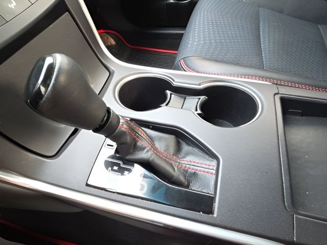 Used 2015 Black Toyota LE image 23
