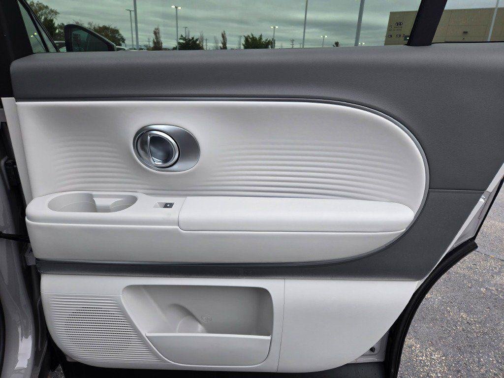 2026 Hyundai IONIQ 9 SEL - Photo 11