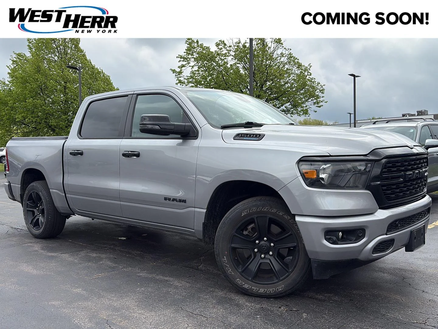 2023 RAM 1500 Big Horn/Lone Star 4x4 Crew Cab 5'7's photo