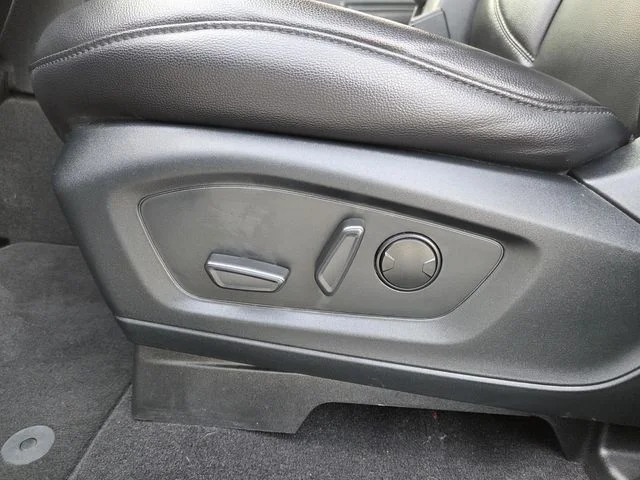 Used 2020 Magnetic Ford XLT image 27