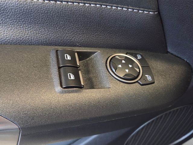 Used 2016 Magnetic Ford Shelby GT350 image 31